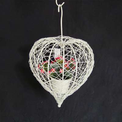 Cheap Price Hone Decoration Heart-Shaped Plant Hanging Metal Wall Basket